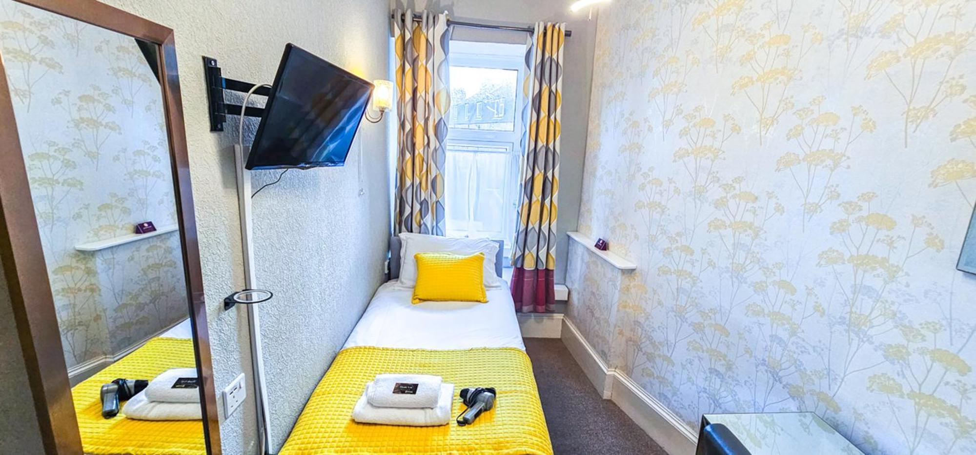 Mystayinn Kinloch Lodge Inverness Exterior foto